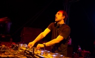 Sebastian Igrosso @ Papaya