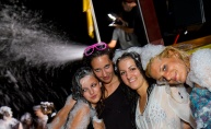Pjena party u Santos beach clubu