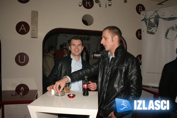 New Generation IZLASCI.net party powered by Smirnoff