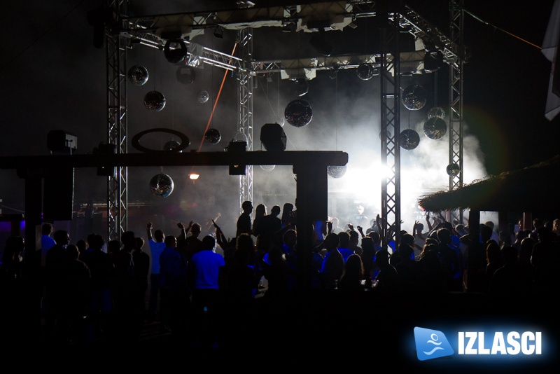 Riva Starr u Santos Beach Clubu