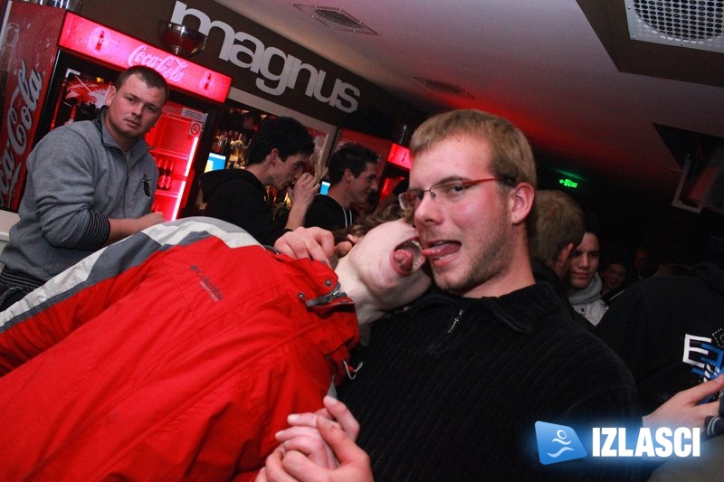 Groznica subotnje večeri - Magnus Club