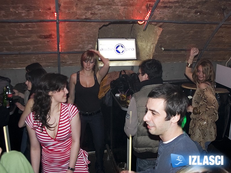 K Topu otvorio disco podrum